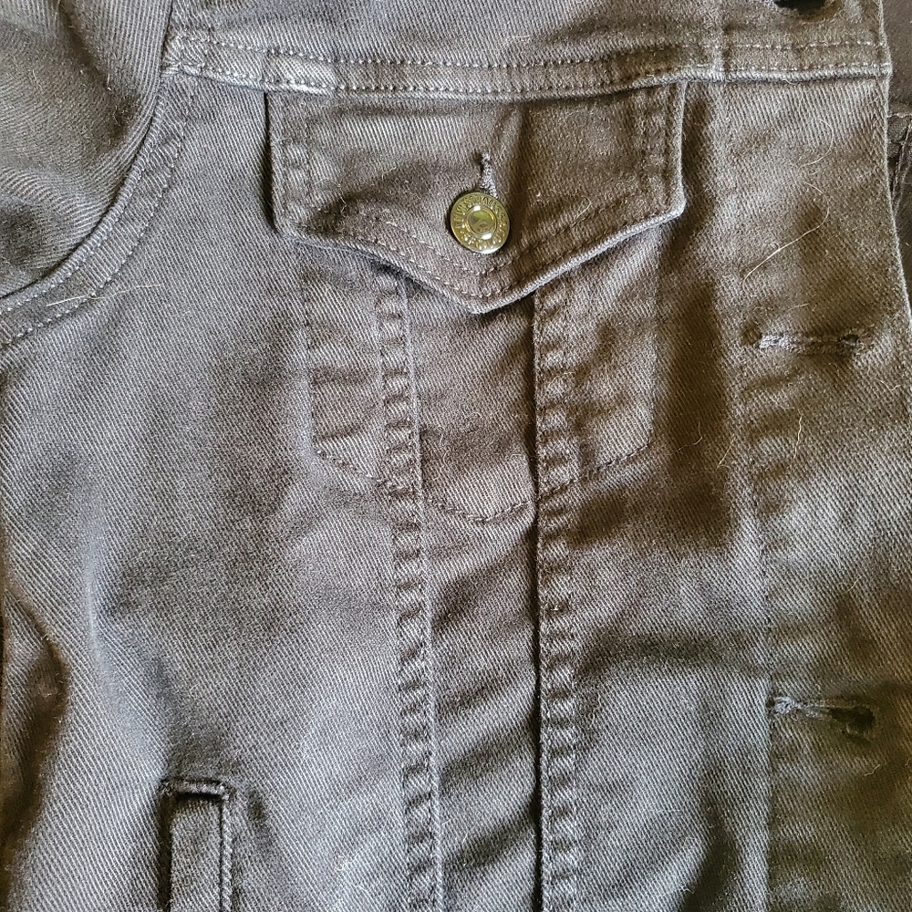 FINAL MARKDOWN- Levi's Black Denim Jacket - Picture 10 of 15